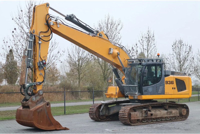 Liebherr R936 NLC | STRAIGHT BOOM | MAGNET GEN | OILQUICK - מחפר הריסה: תמונה 2 Liebherr R936 NLC | STRAIGHT BOOM | MAGNET GEN | OILQUICK - מחפר הריסה: תמונה 2