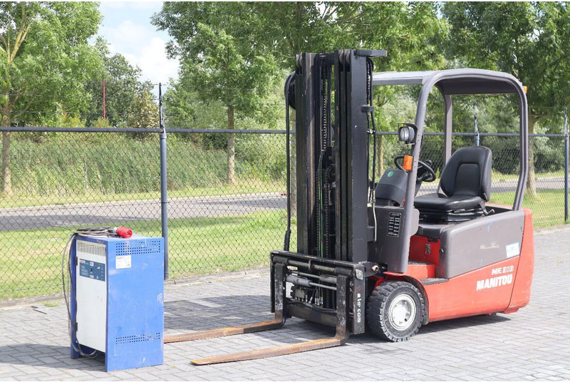 Manitou ME 318 | SIDESHIFT | FORK SPREADERS | TRIPLEX - מלגזה חשמלית: תמונה 2 Manitou ME 318 | SIDESHIFT | FORK SPREADERS | TRIPLEX - מלגזה חשמלית: תמונה 2