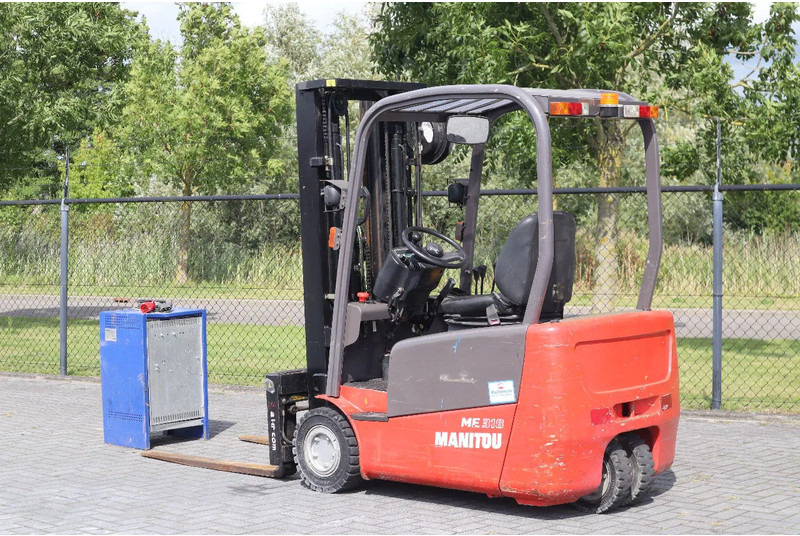 Manitou ME 318 | SIDESHIFT | FORK SPREADERS | TRIPLEX - מלגזה חשמלית: תמונה 3 Manitou ME 318 | SIDESHIFT | FORK SPREADERS | TRIPLEX - מלגזה חשמלית: תמונה 3