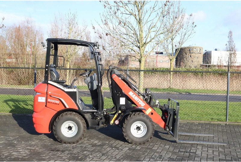 Manitou MLA 2-25 H | FORKS | QUICK COUPLER | NEW UNUSED - מעמיס גלגלים: תמונה 4 Manitou MLA 2-25 H | FORKS | QUICK COUPLER | NEW UNUSED - מעמיס גלגלים: תמונה 4