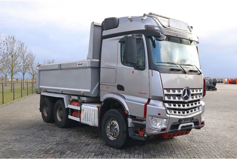 Mercedes-Benz Arocs 2658 2858 | 6X4 EURO 6 BIG AXLES | RETARDER | ENGINE PROBLEM - מזהיר: תמונה 3 Mercedes-Benz Arocs 2658 2858 | 6X4 EURO 6 BIG AXLES | RETARDER | ENGINE PROBLEM - מזהיר: תמונה 3