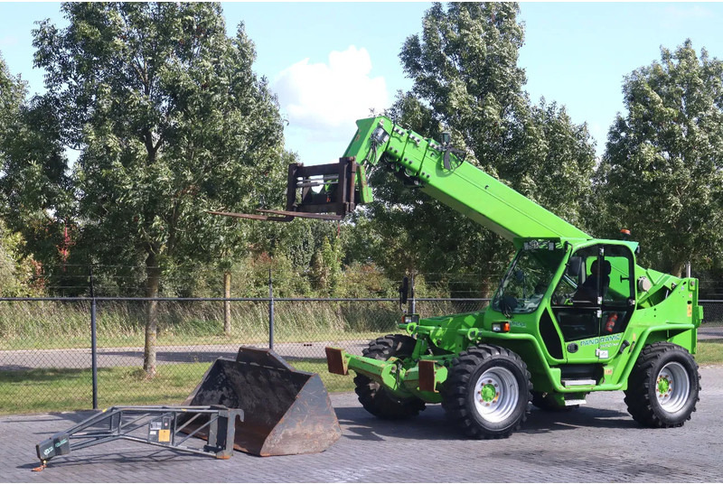Merlo P40.17 PLUS | FORKS | JIB | BUCKET | GOOD TIRES - מפעיל טלסקופי: תמונה 2 Merlo P40.17 PLUS | FORKS | JIB | BUCKET | GOOD TIRES - מפעיל טלסקופי: תמונה 2