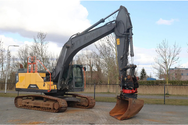 Volvo EC250EL | EC 250 EL | ROTOTILT | BUCKET - מחפר סורק: תמונה 5 Volvo EC250EL | EC 250 EL | ROTOTILT | BUCKET - מחפר סורק: תמונה 5