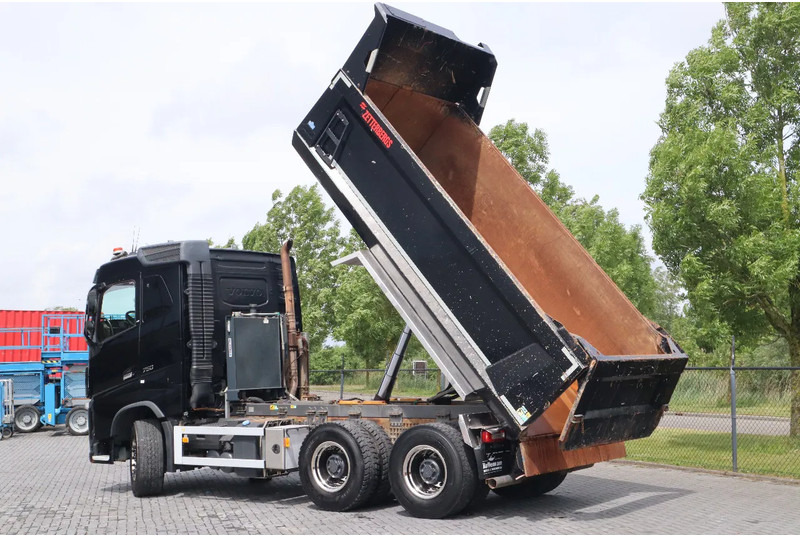 מזהיר Volvo FH 16.750 | 6X4 | RETARDER | BIG AXLES | EURO 6: תמונה 8