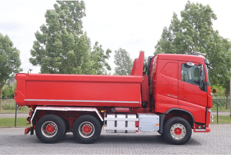 Volvo FH 540 | 6X4 | RETARDER | BIG AXLES | EURO 6 - מזהיר: תמונה 4 Volvo FH 540 | 6X4 | RETARDER | BIG AXLES | EURO 6 - מזהיר: תמונה 4