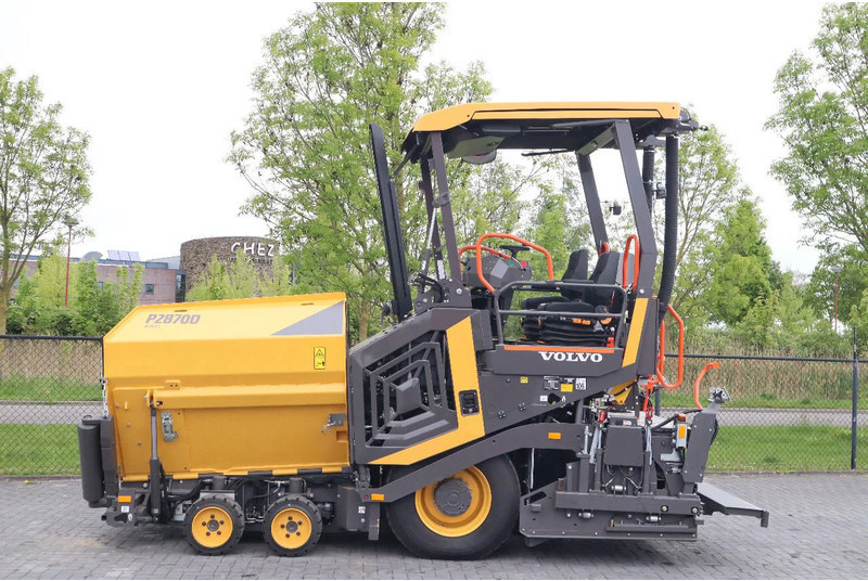 Volvo P2870 D ABG | ASPHALT PAVER | NEW / UNUSED | BOMAG BF300 - מכונת אספלט: תמונה 1 Volvo P2870 D ABG | ASPHALT PAVER | NEW / UNUSED | BOMAG BF300 - מכונת אספלט: תמונה 1