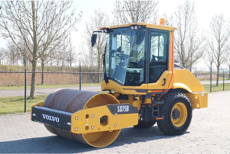 Volvo SD75B | SD 75 B | NEW / UNUSED | 1 YEAR WARRANTY - מכבש משולב: תמונה 2 Volvo SD75B | SD 75 B | NEW / UNUSED | 1 YEAR WARRANTY - מכבש משולב: תמונה 2
