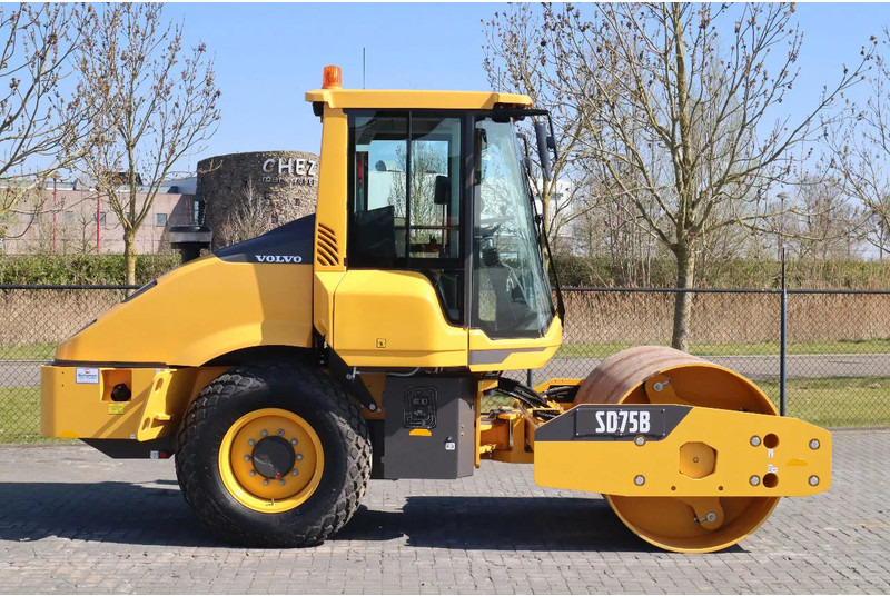 Volvo SD75B | SD 75 B | NEW / UNUSED | 1 YEAR WARRANTY - מכבש משולב: תמונה 4 Volvo SD75B | SD 75 B | NEW / UNUSED | 1 YEAR WARRANTY - מכבש משולב: תמונה 4