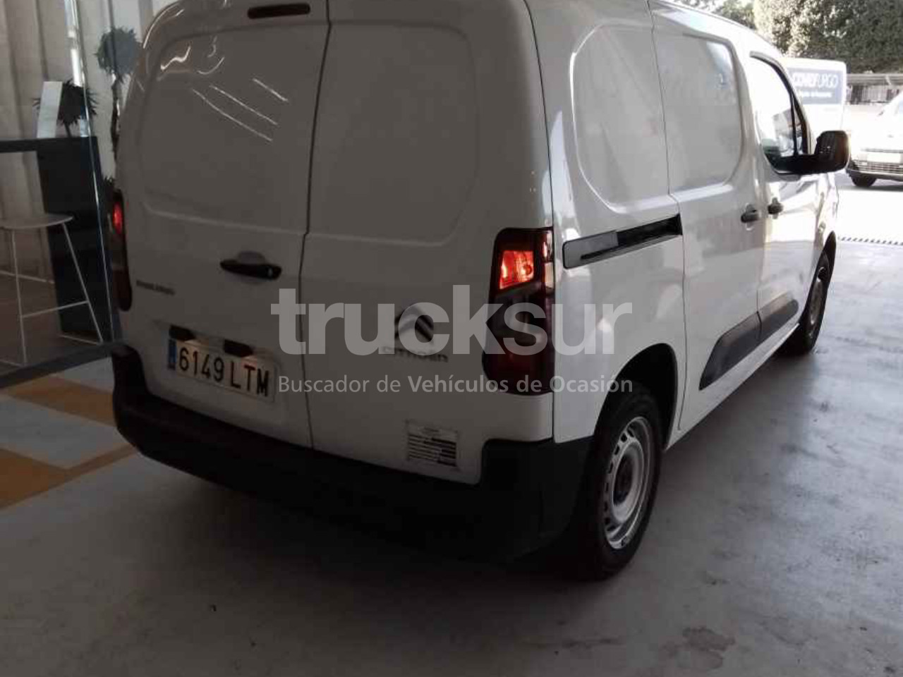 CITROEN BERLINGO IR - כלי רכב מסחרי עם תיבה: תמונה 3 CITROEN BERLINGO IR - כלי רכב מסחרי עם תיבה: תמונה 3