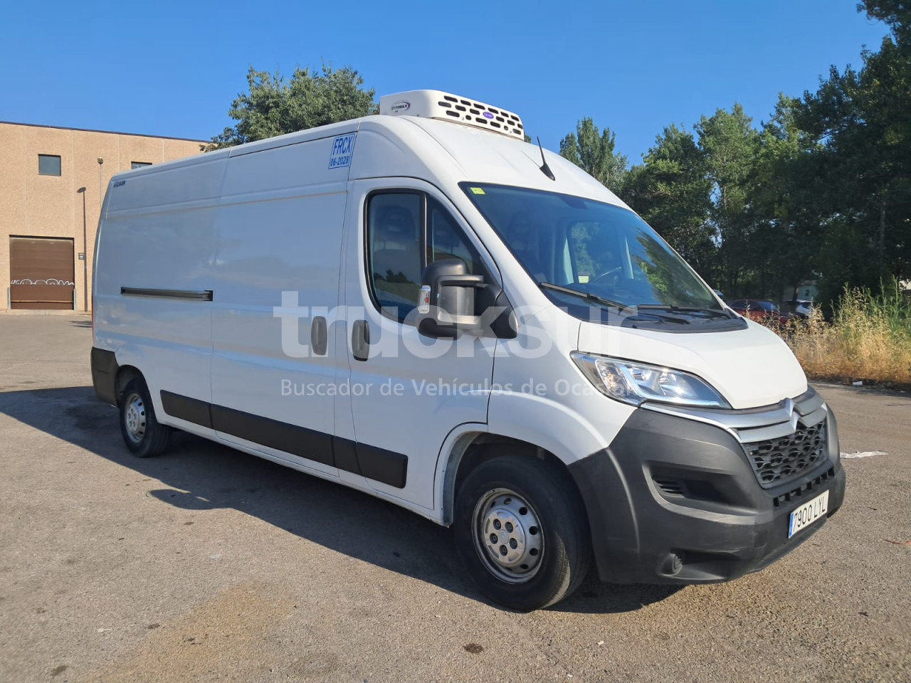 CITROEN JUMPER 120.35 - כלי רכב מסחרי עם תיבה: תמונה 1 CITROEN JUMPER 120.35 - כלי רכב מסחרי עם תיבה: תמונה 1