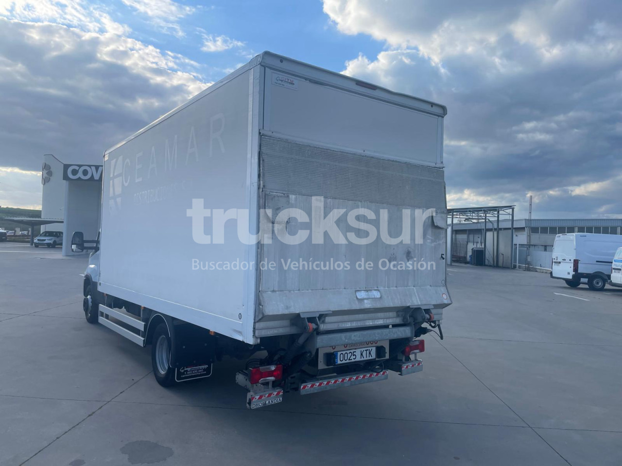 IVECO 72C18 P/E - משאית תיבה: תמונה 3 IVECO 72C18 P/E - משאית תיבה: תמונה 3
