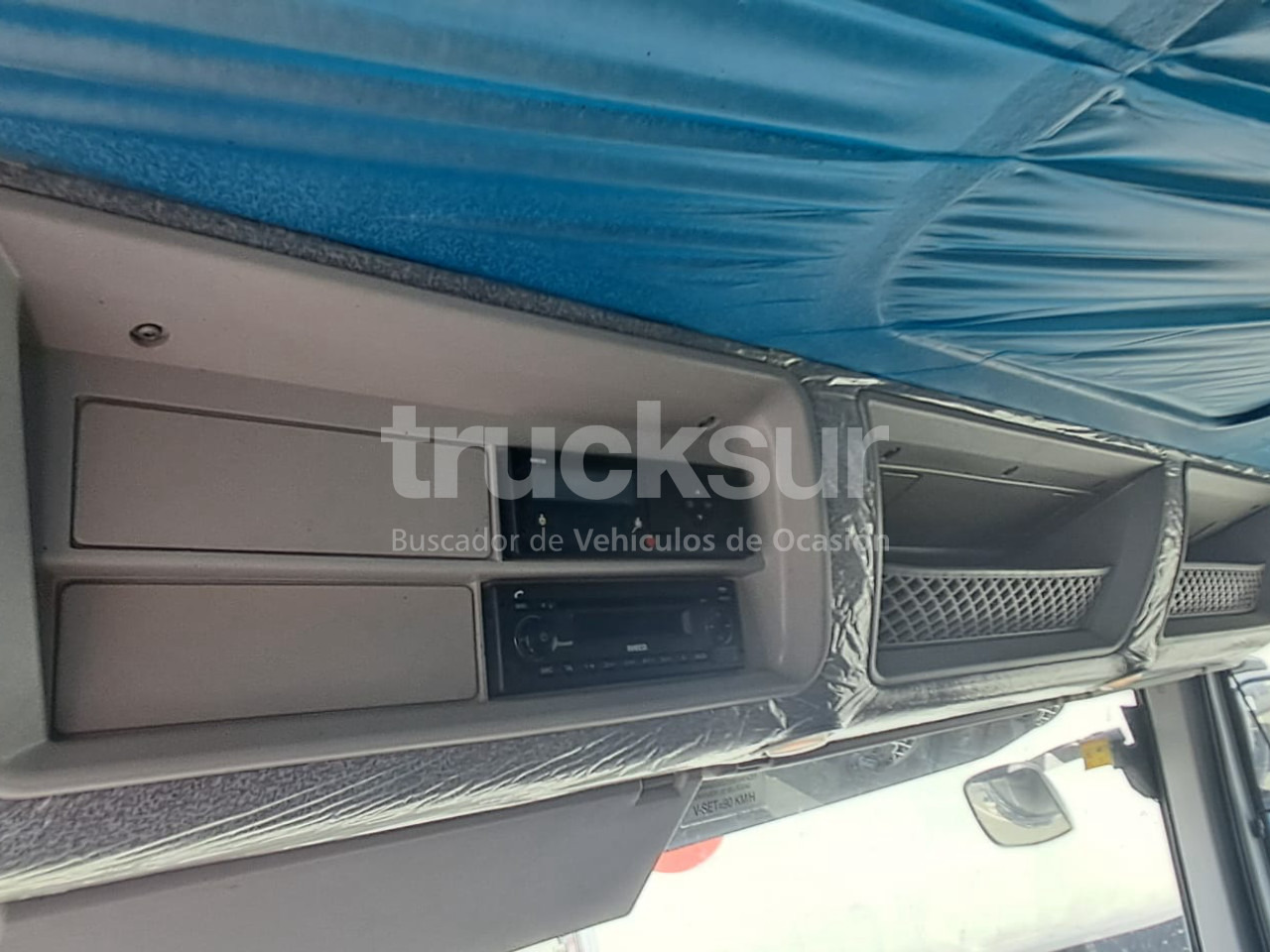 מזהיר, משאית מנוף IVECO AT260SY/PS 360CV: תמונה 31