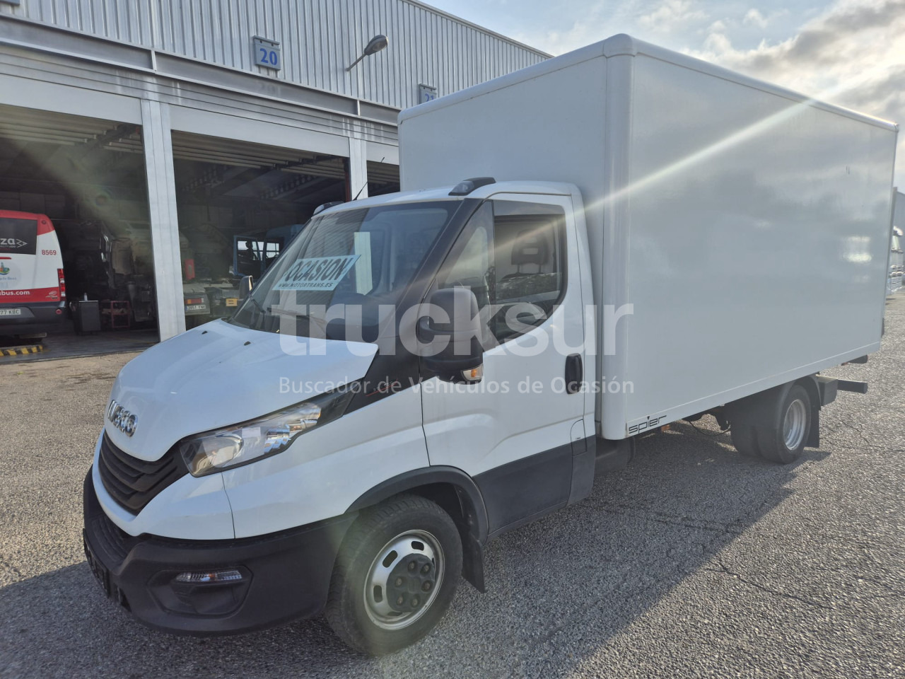 IVECO DAILY 35C16H - כלי רכב מסחרי עם תיבה: תמונה 1 IVECO DAILY 35C16H - כלי רכב מסחרי עם תיבה: תמונה 1