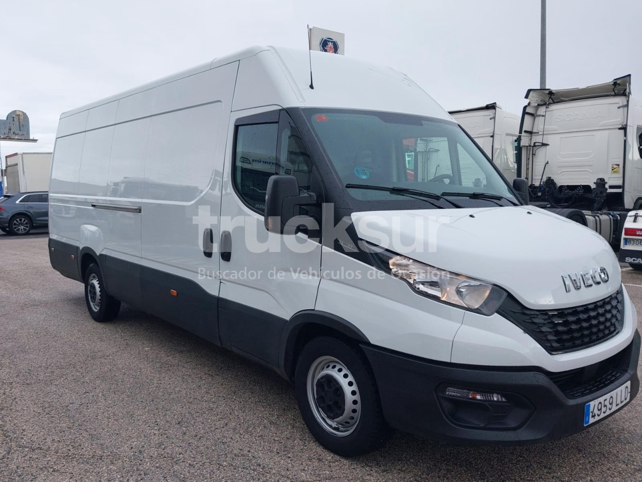 IVECO DAILY 35S16 - כלי רכב מסחרי עם תיבה: תמונה 2 IVECO DAILY 35S16 - כלי רכב מסחרי עם תיבה: תמונה 2