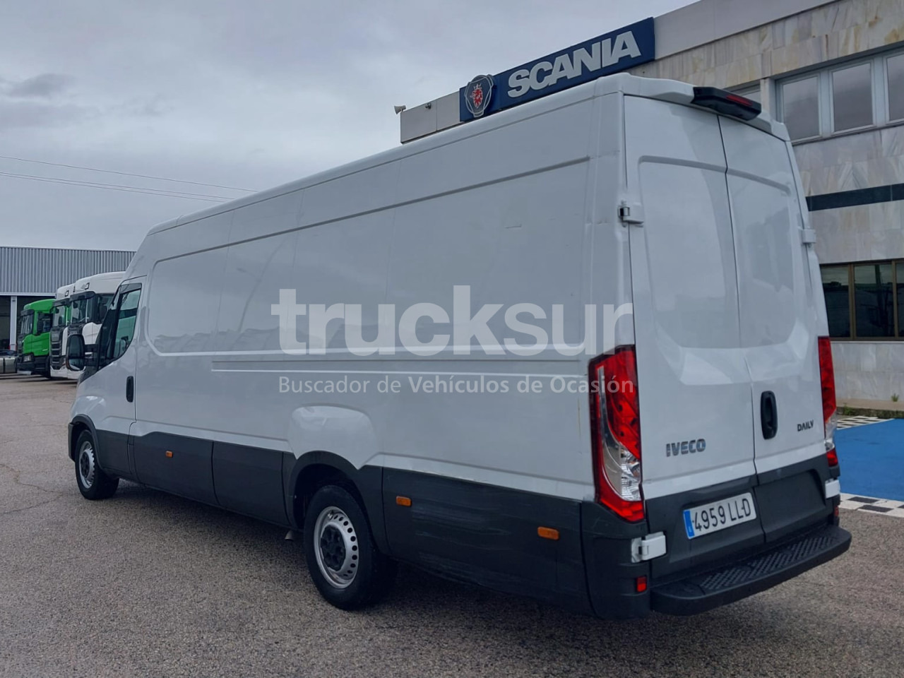 IVECO DAILY 35S16 - כלי רכב מסחרי עם תיבה: תמונה 3 IVECO DAILY 35S16 - כלי רכב מסחרי עם תיבה: תמונה 3