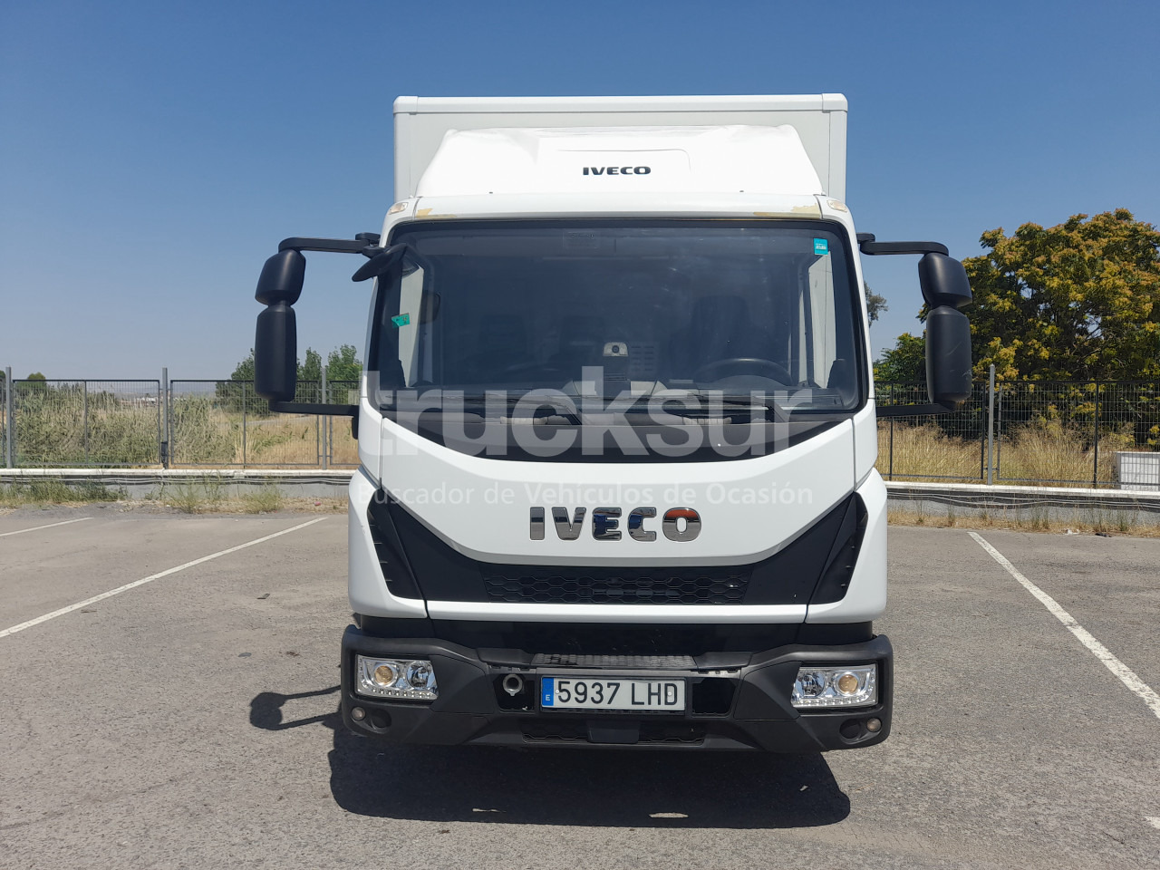 IVECO EUROCARGO 210.75 P/E - משאית תיבה: תמונה 2 IVECO EUROCARGO 210.75 P/E - משאית תיבה: תמונה 2