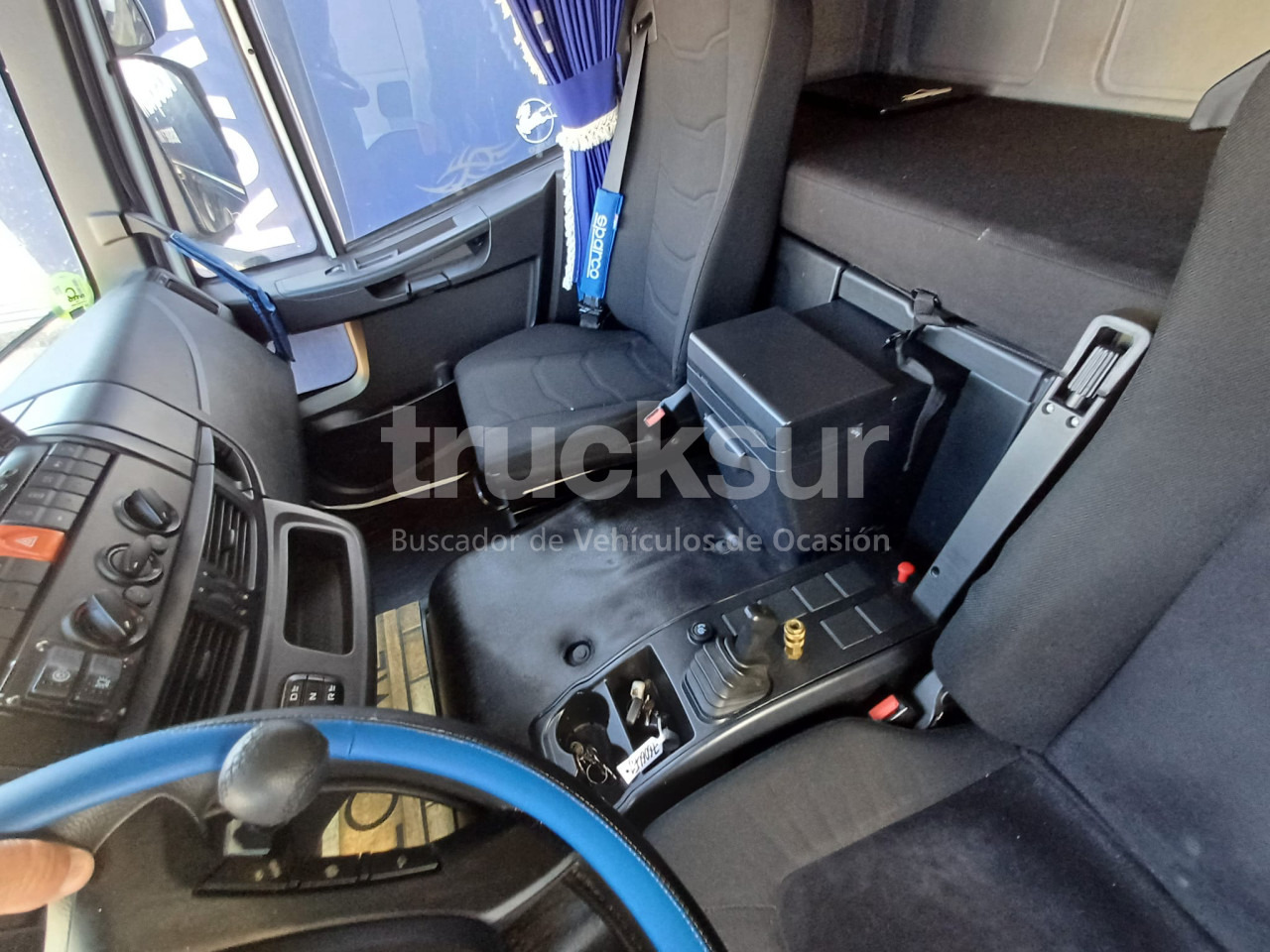 Interior photo 1: משאית קירור IVECO EUROCARGO ML 180E32/FP