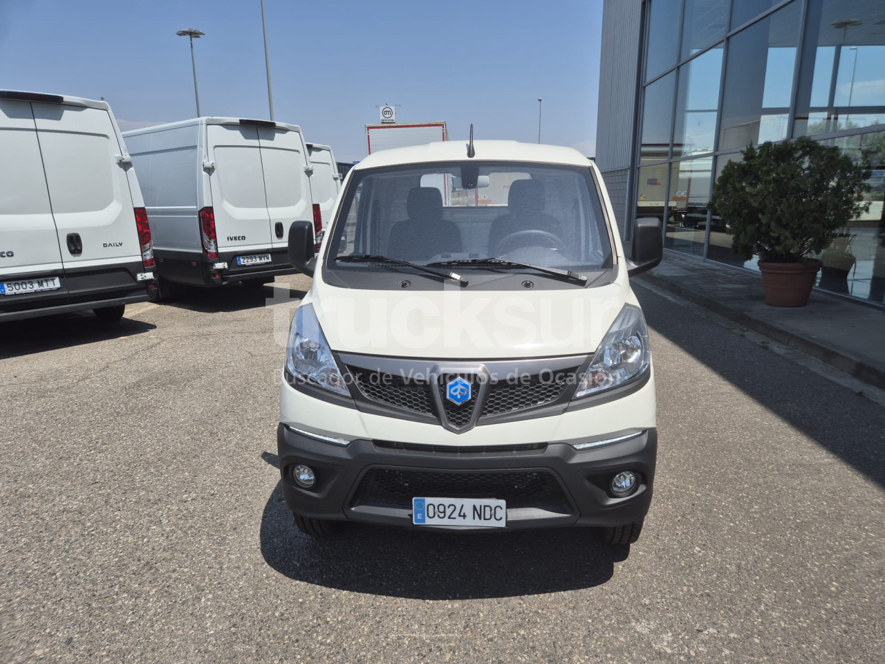 IVECO PIAGGIO PORTER 1.5I LONG RANGE - כלי רכב מסחרי במיטה שטוחה: תמונה 4 IVECO PIAGGIO PORTER 1.5I LONG RANGE - כלי רכב מסחרי במיטה שטוחה: תמונה 4