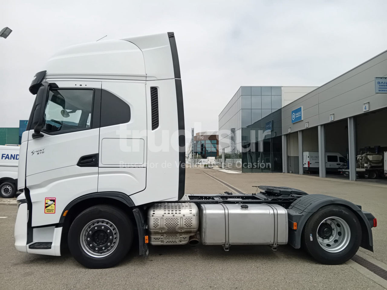 IVECO S-WAY AS440S51T/P - יחידת טרקטור: תמונה 2 IVECO S-WAY AS440S51T/P - יחידת טרקטור: תמונה 2