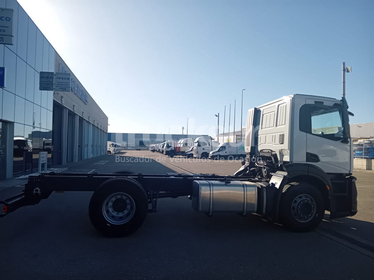 IVECO X-WAY 420 - משאית עם שלדת תא: תמונה 4 IVECO X-WAY 420 - משאית עם שלדת תא: תמונה 4