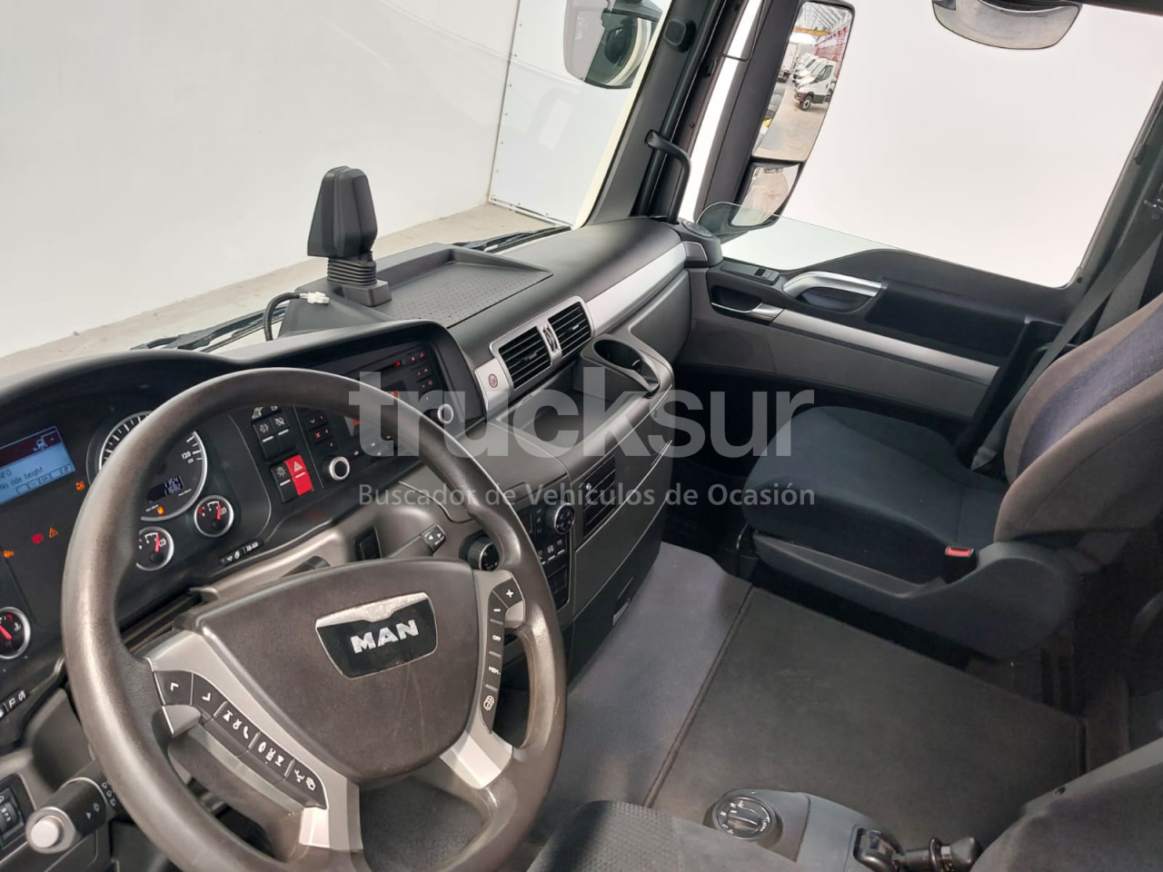 MAN TGS35.400 8X2*6 - משאית עם שלדת תא: תמונה 5 MAN TGS35.400 8X2*6 - משאית עם שלדת תא: תמונה 5