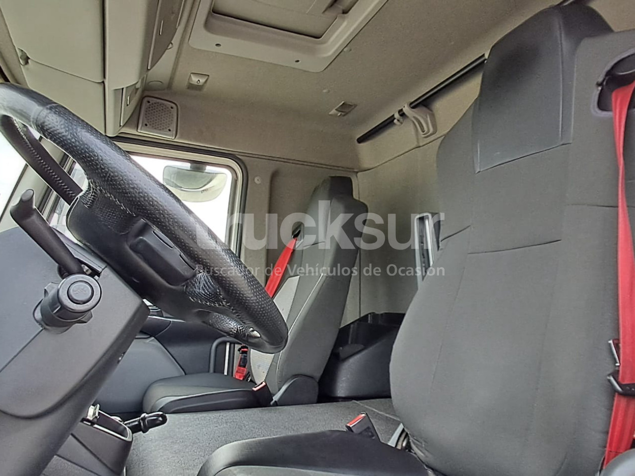 RENAULT D12.240 - משאית תיבה: תמונה 5 RENAULT D12.240 - משאית תיבה: תמונה 5