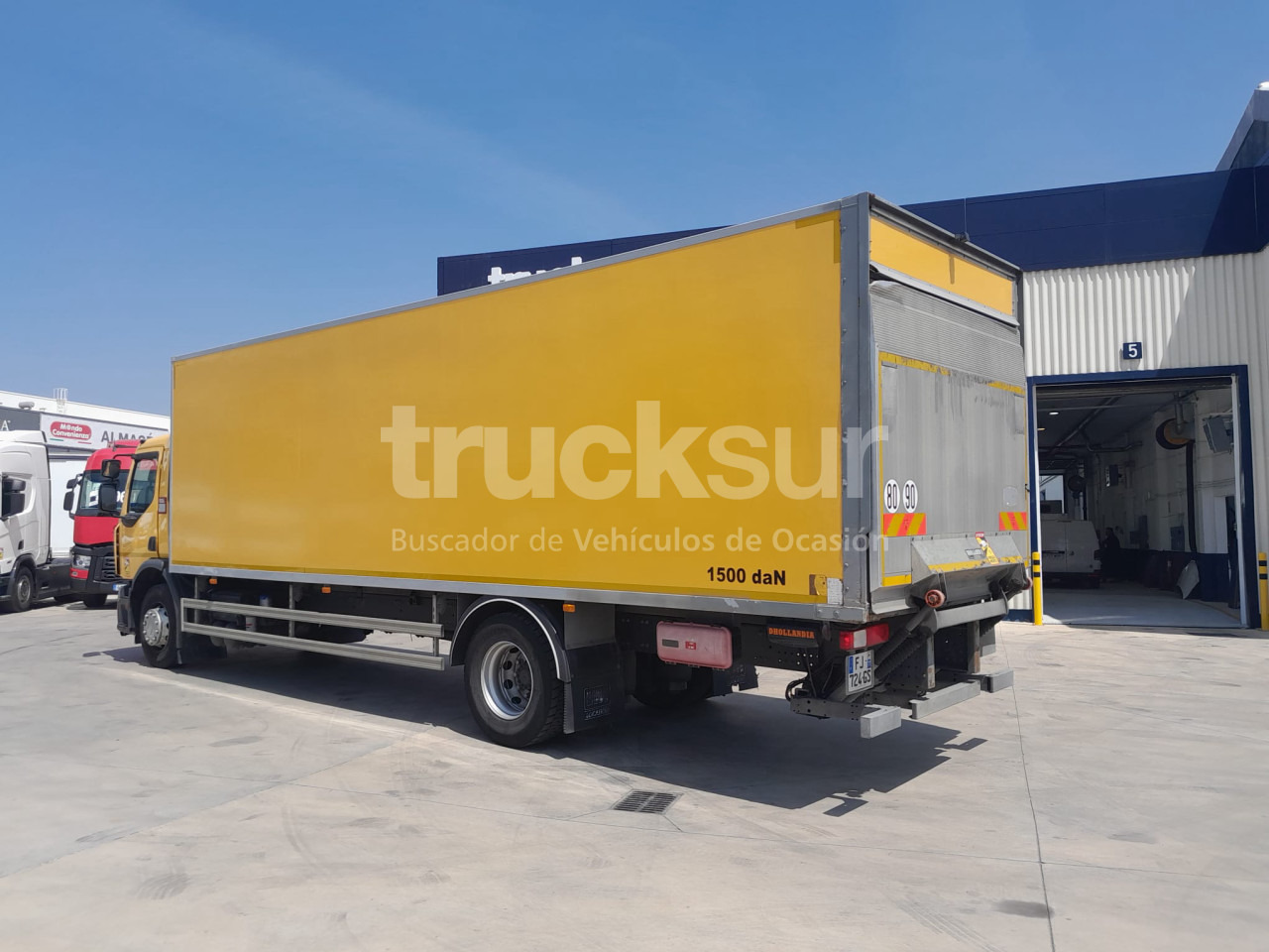 RENAULT D280.18   21P - משאית תיבה: תמונה 4 RENAULT D280.18   21P - משאית תיבה: תמונה 4