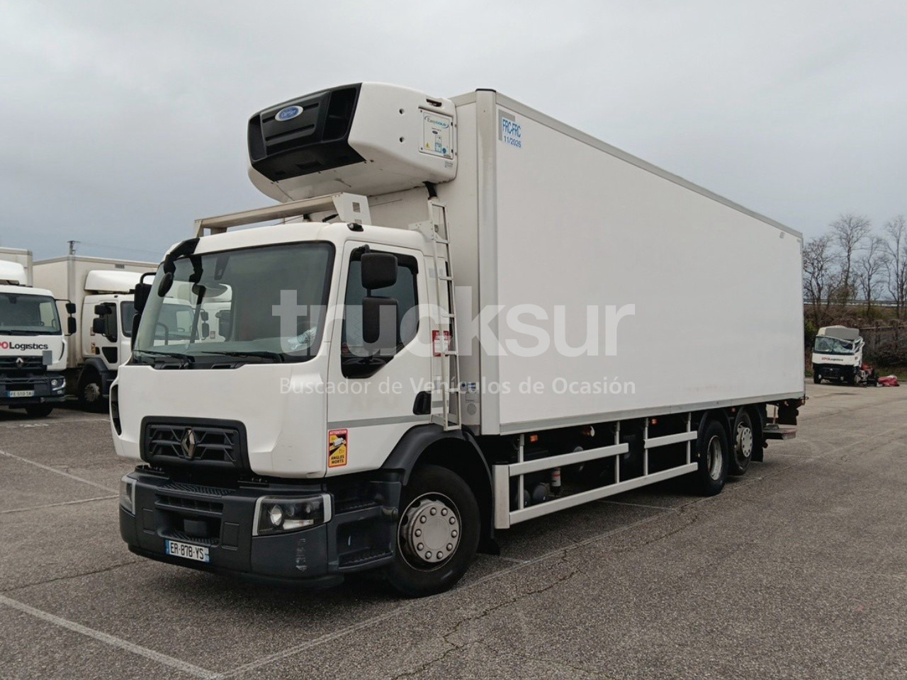 RENAULT D320 ejes 6x2*4 - משאית קירור: תמונה 1 RENAULT D320 ejes 6x2*4 - משאית קירור: תמונה 1
