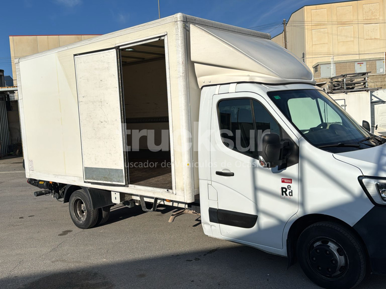 RENAULT MASTER 165.35 GV P/E - כלי רכב מסחרי עם תיבה: תמונה 3 RENAULT MASTER 165.35 GV P/E - כלי רכב מסחרי עם תיבה: תמונה 3