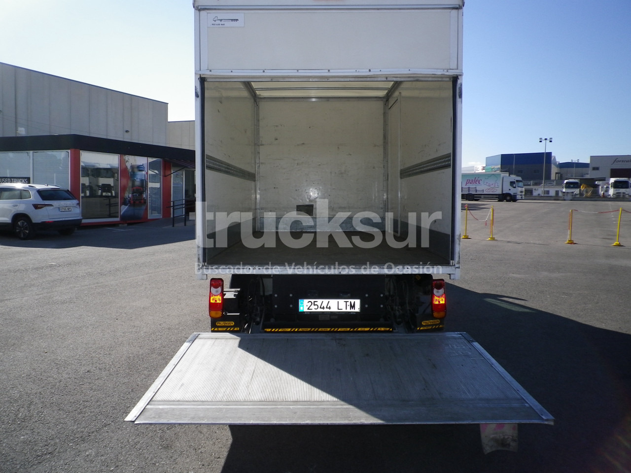 כלי רכב מסחרי עם תיבה RENAULT MASTER 165.35 GV: תמונה 7 כלי רכב מסחרי עם תיבה RENAULT MASTER 165.35 GV: תמונה 7