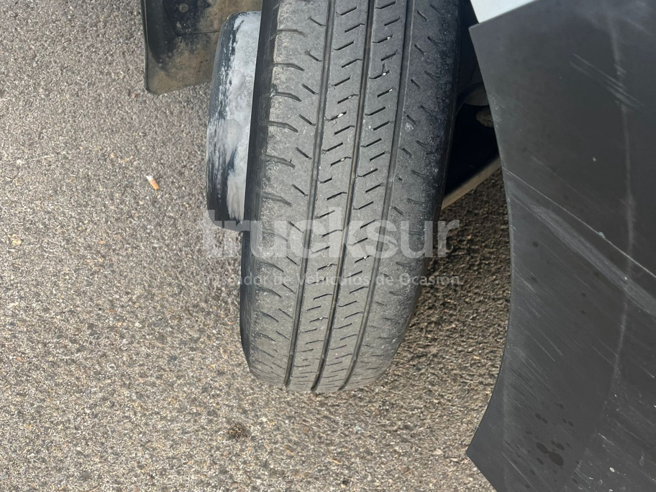 כלי רכב מסחרי עם תיבה RENAULT MASTER 165.35 GV: תמונה 13 כלי רכב מסחרי עם תיבה RENAULT MASTER 165.35 GV: תמונה 13