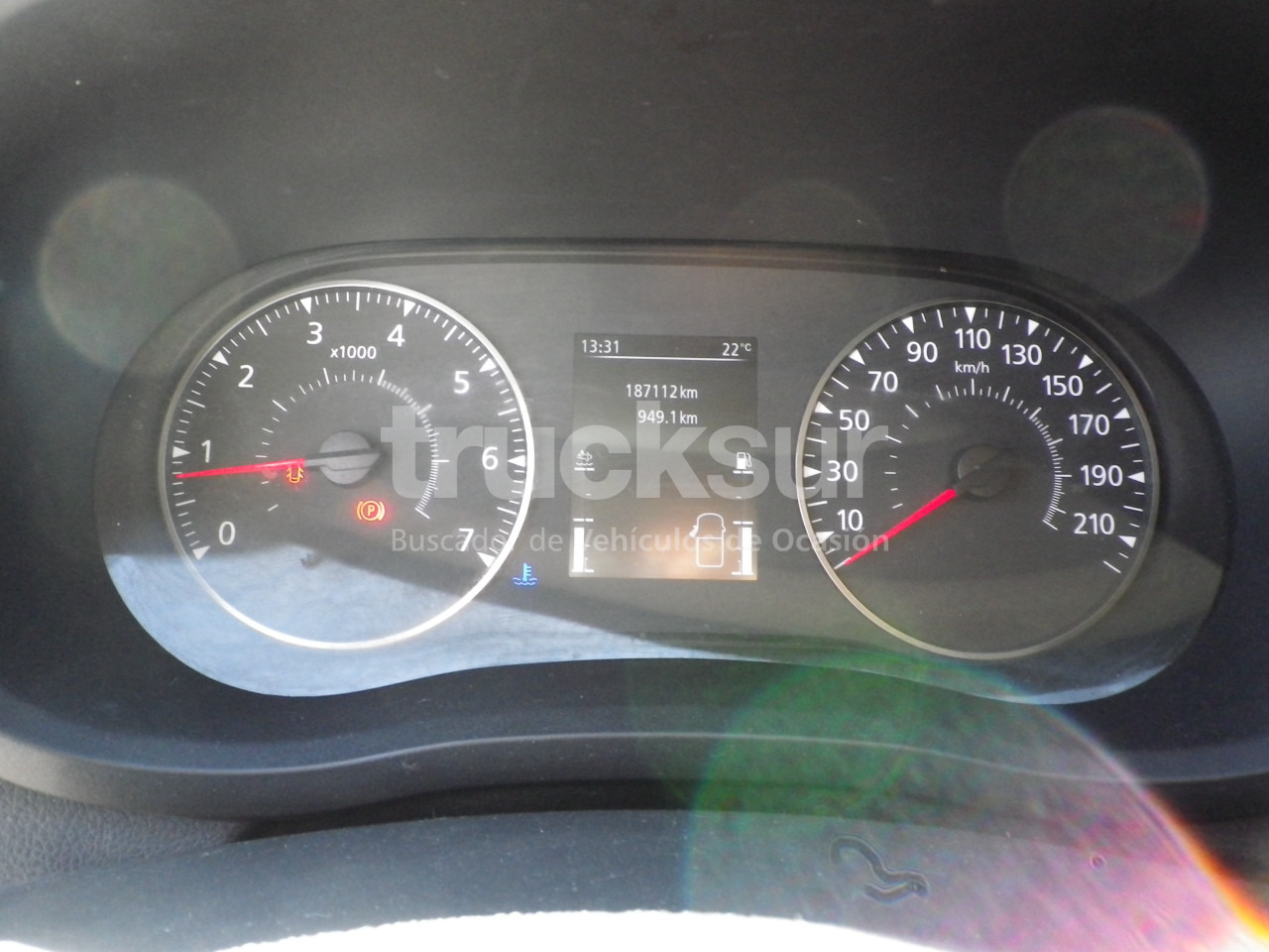 כלי רכב מסחרי עם תיבה RENAULT MASTER 165.35 GV: תמונה 10 כלי רכב מסחרי עם תיבה RENAULT MASTER 165.35 GV: תמונה 10