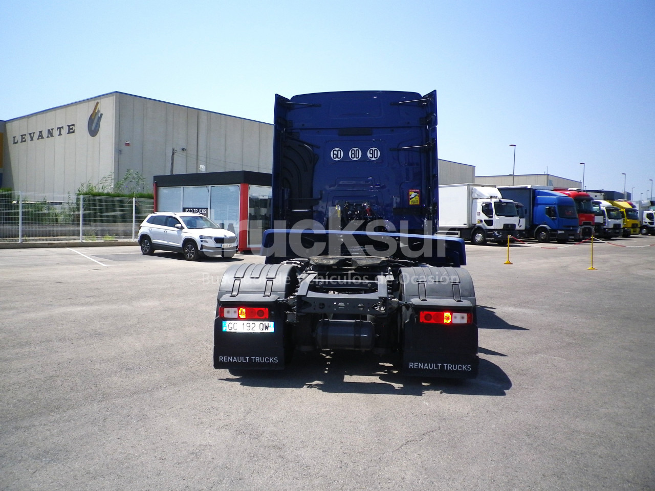 יחידת טרקטור RENAULT T440 SLEEPER CAB: תמונה 7