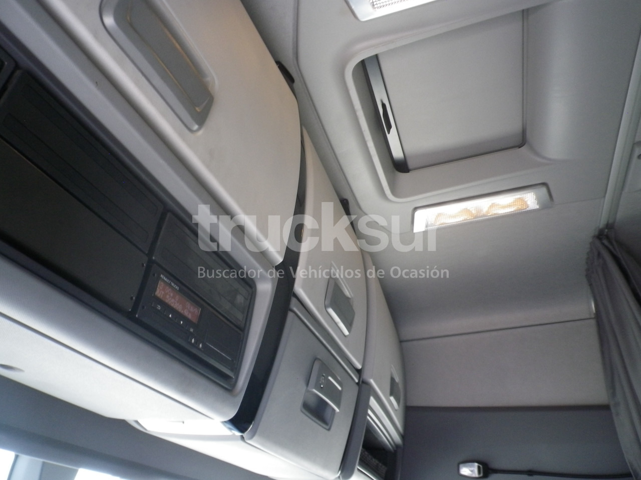 יחידת טרקטור RENAULT T440 SLEEPER CAB: תמונה 10