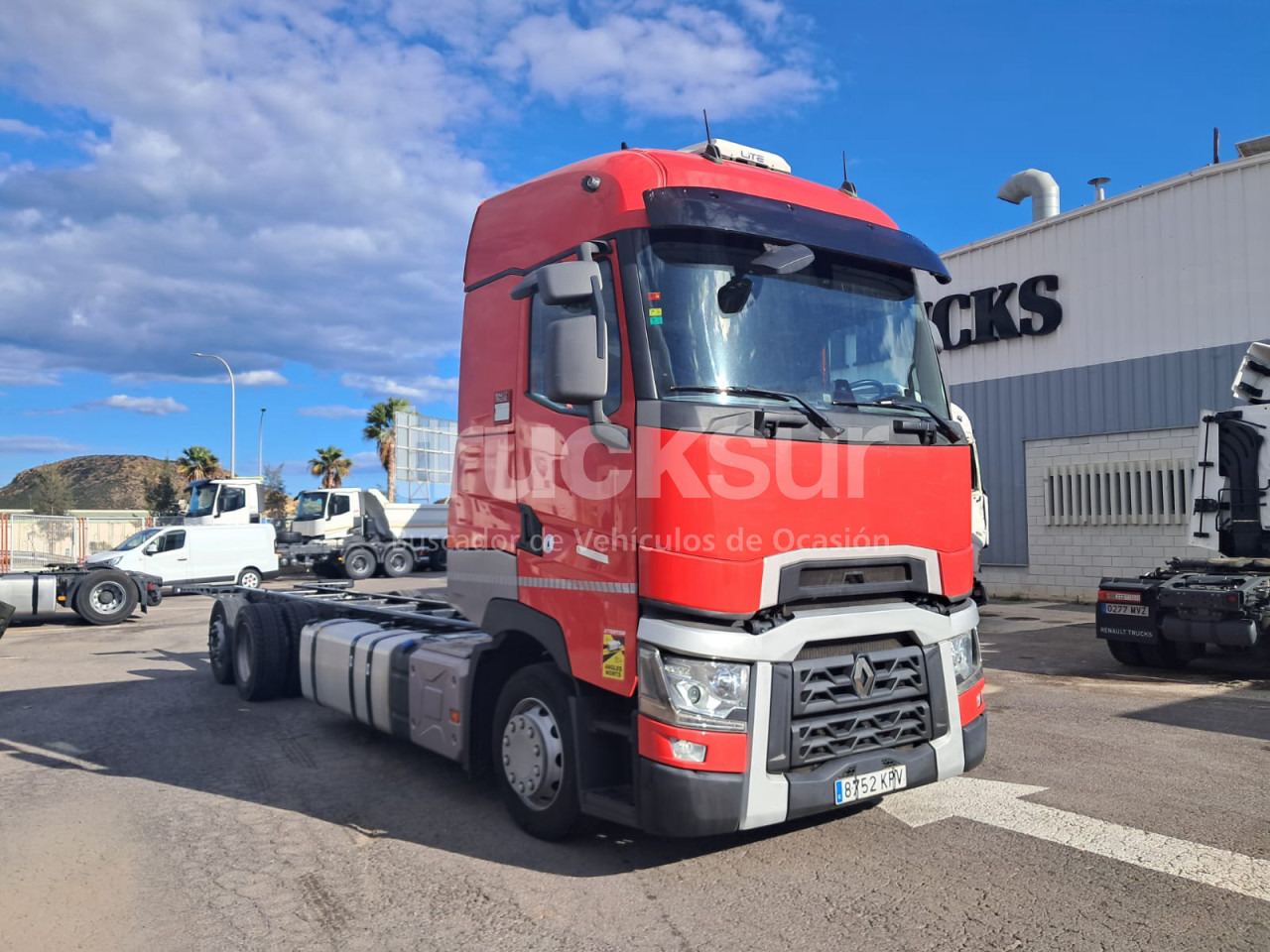 RENAULT T480 HIGH SLEEPER CAB 6X2*4 ejes 6x2*4 - משאית עם שלדת תא: תמונה 2 RENAULT T480 HIGH SLEEPER CAB 6X2*4 ejes 6x2*4 - משאית עם שלדת תא: תמונה 2