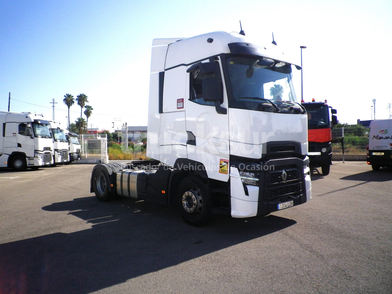 RENAULT T520 HIGH SLEEPER CAB - יחידת טרקטור: תמונה 3 RENAULT T520 HIGH SLEEPER CAB - יחידת טרקטור: תמונה 3