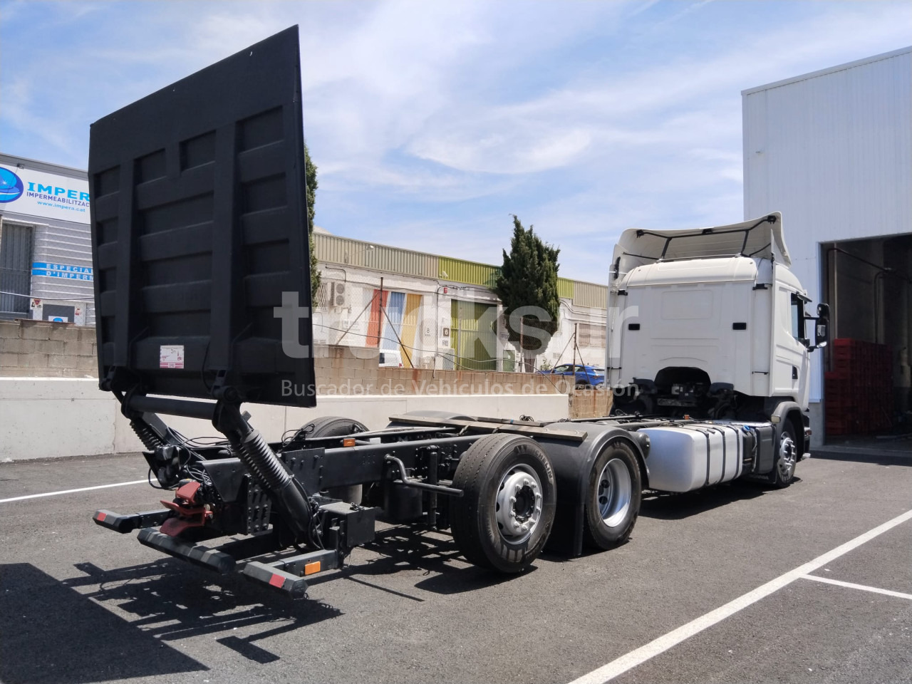 SCANIA G490 ejes 6x2*4 - משאית עם שלדת תא: תמונה 4 SCANIA G490 ejes 6x2*4 - משאית עם שלדת תא: תמונה 4