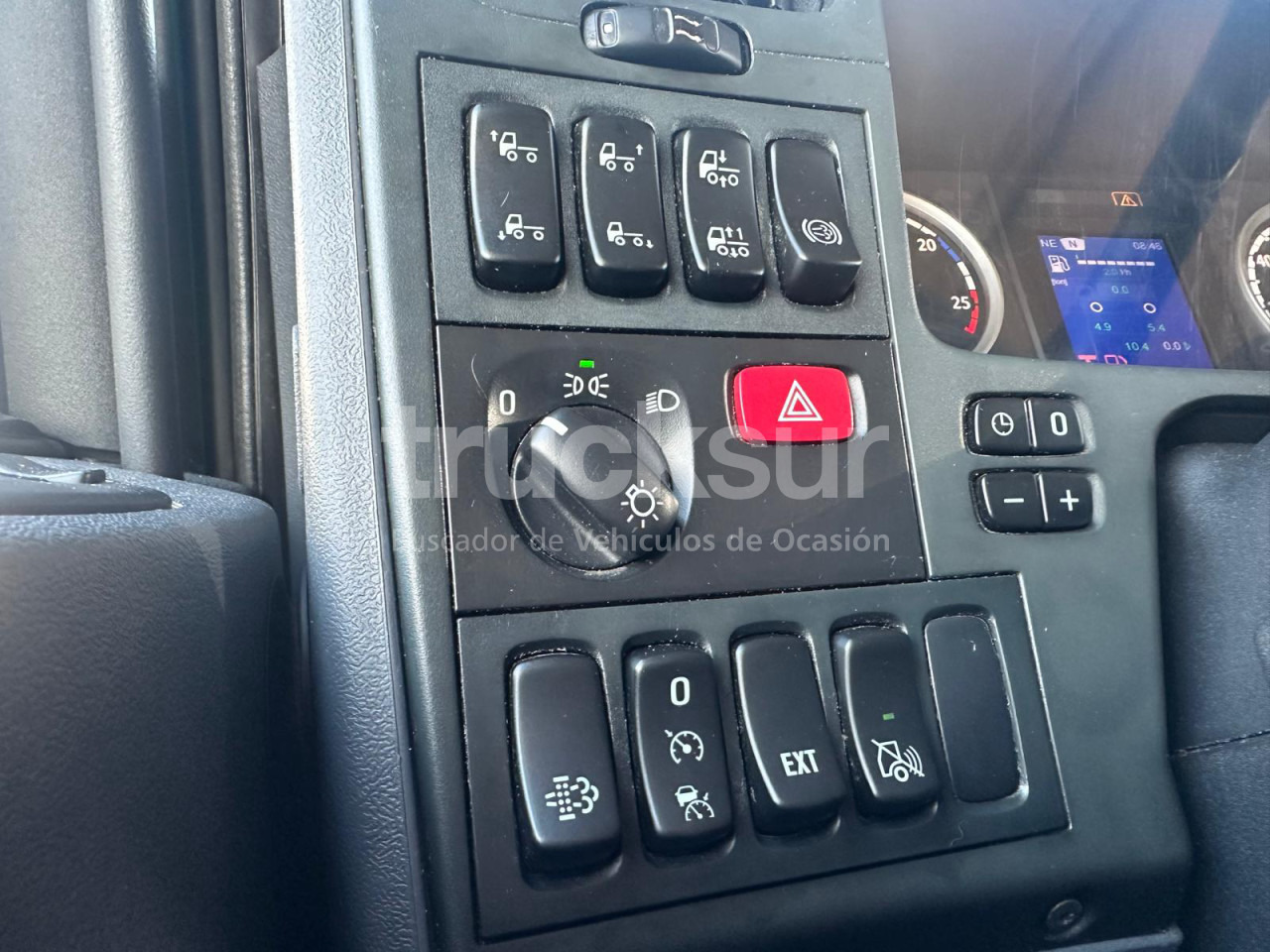 משאית וילונות צד SCANIA P320: תמונה 30