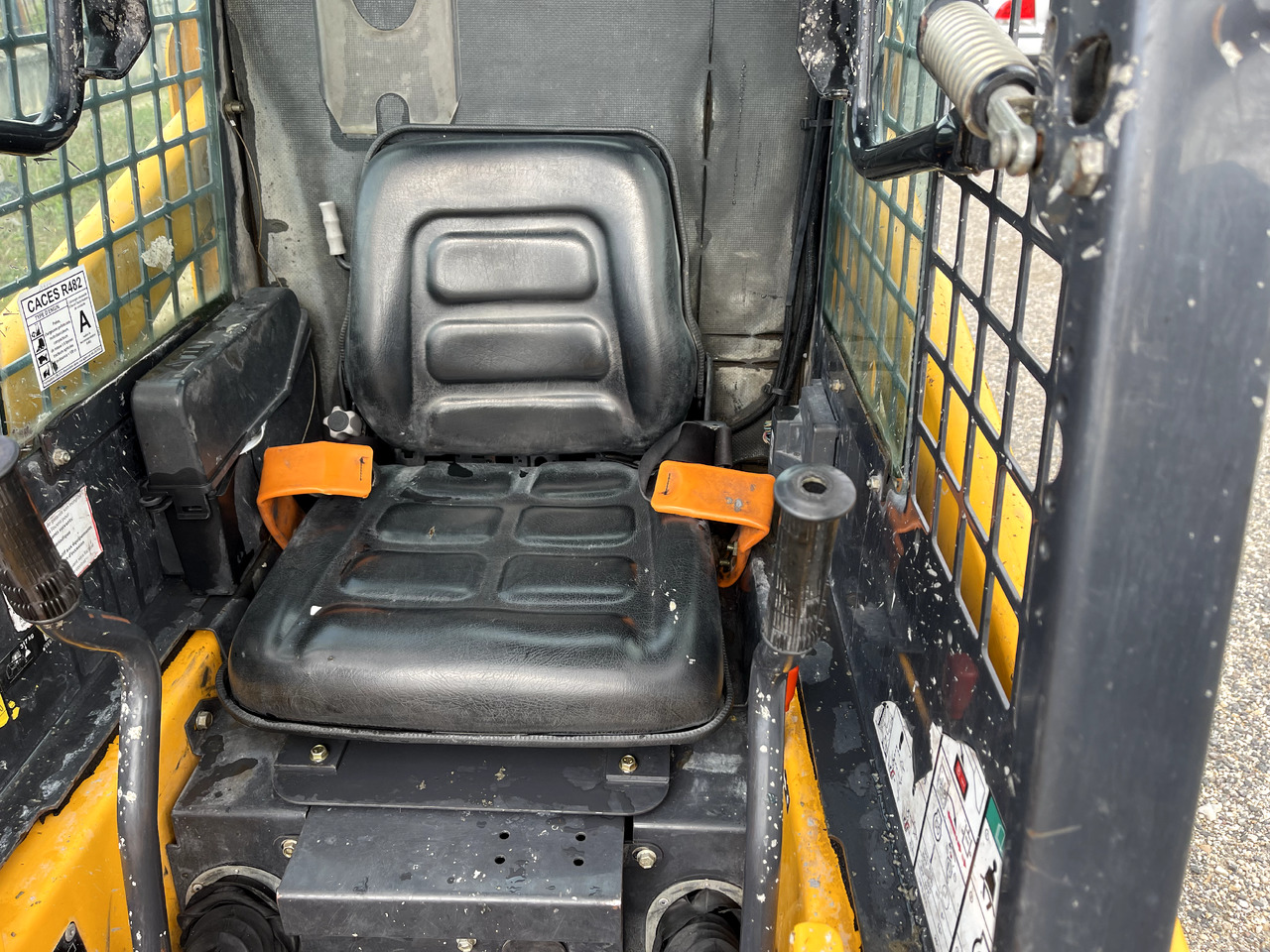 מעמיס היגוי החלקה BOBCAT S70: תמונה 10