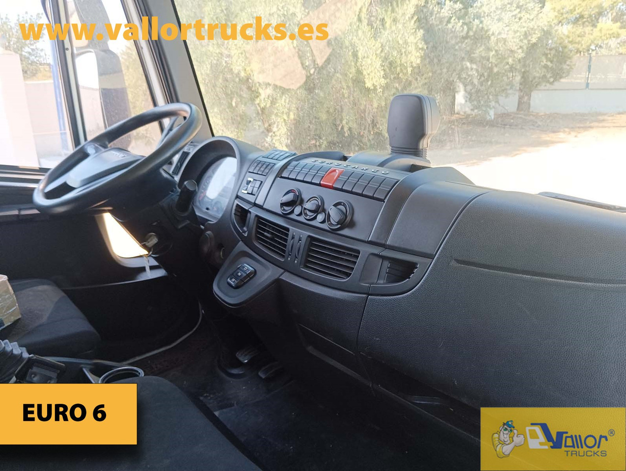 IVECO 100E22 - משאית תיבה: תמונה 3 IVECO 100E22 - משאית תיבה: תמונה 3