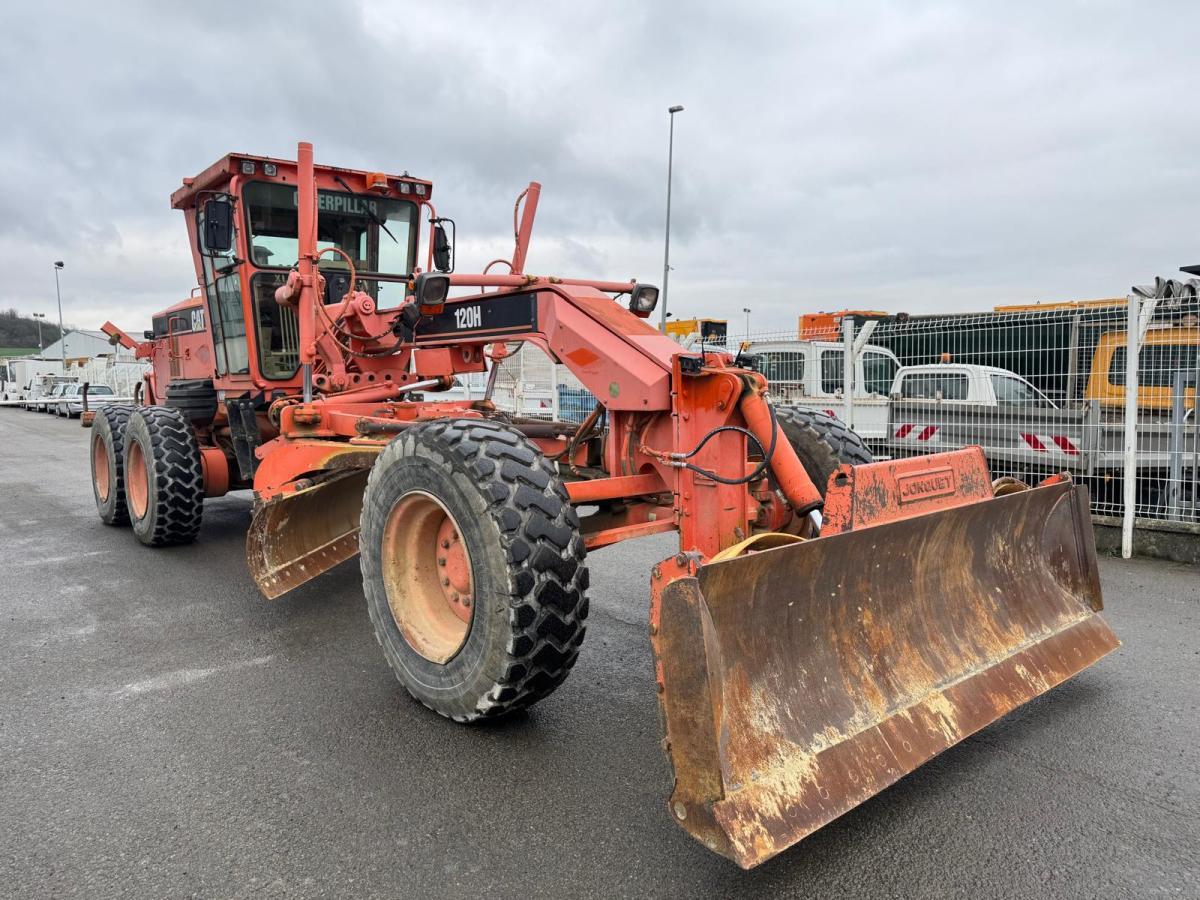 Caterpillar 120H - מפלסת: תמונה 2 Caterpillar 120H - מפלסת: תמונה 2