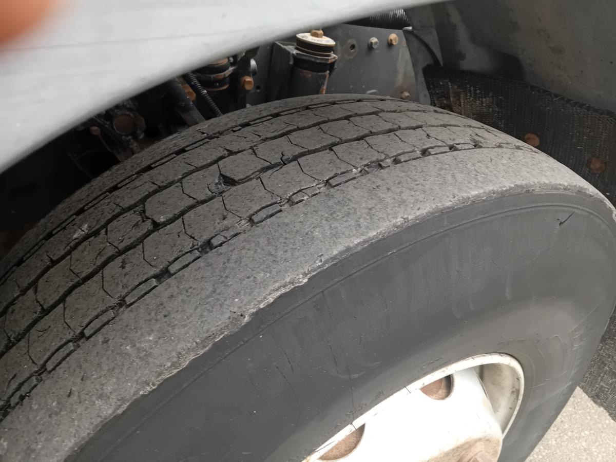 DAF 85 ATI 360 - משאית הרמת וו: תמונה 2 DAF 85 ATI 360 - משאית הרמת וו: תמונה 2