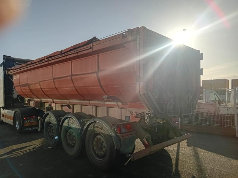 Fruehauf - סמיטריילר עם מזהיר: תמונה 2 Fruehauf - סמיטריילר עם מזהיר: תמונה 2