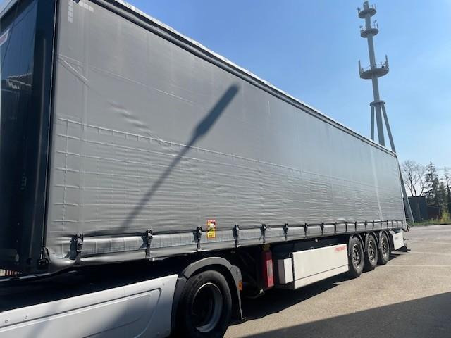 Fruehauf - סמיטריילר עם וילונות צד: תמונה 1 Fruehauf - סמיטריילר עם וילונות צד: תמונה 1