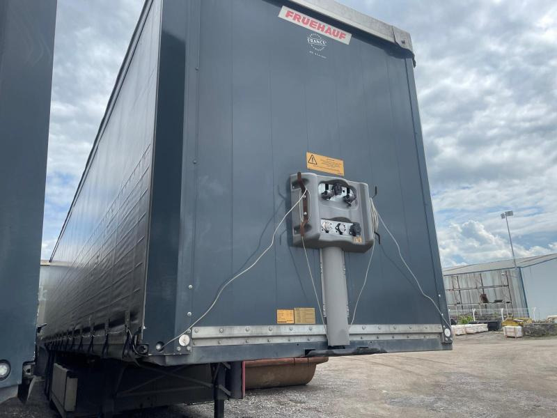 Fruehauf - סמיטריילר עם וילונות צד: תמונה 2 Fruehauf - סמיטריילר עם וילונות צד: תמונה 2