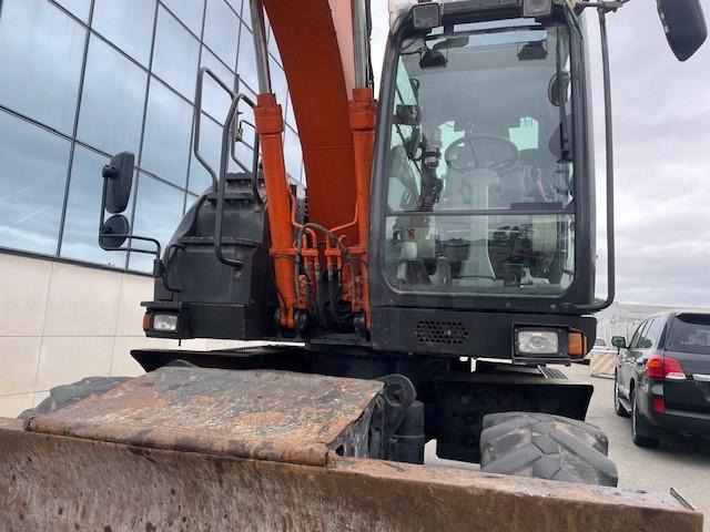 מחפר גלגלים Hitachi ZX140W-5B: תמונה 6