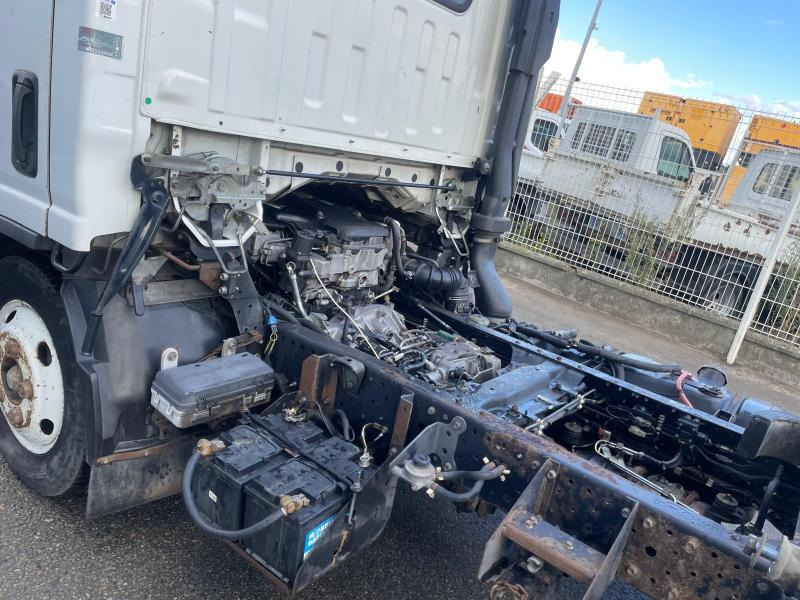 Isuzu - משאית עם שלדת תא: תמונה 5 Isuzu - משאית עם שלדת תא: תמונה 5