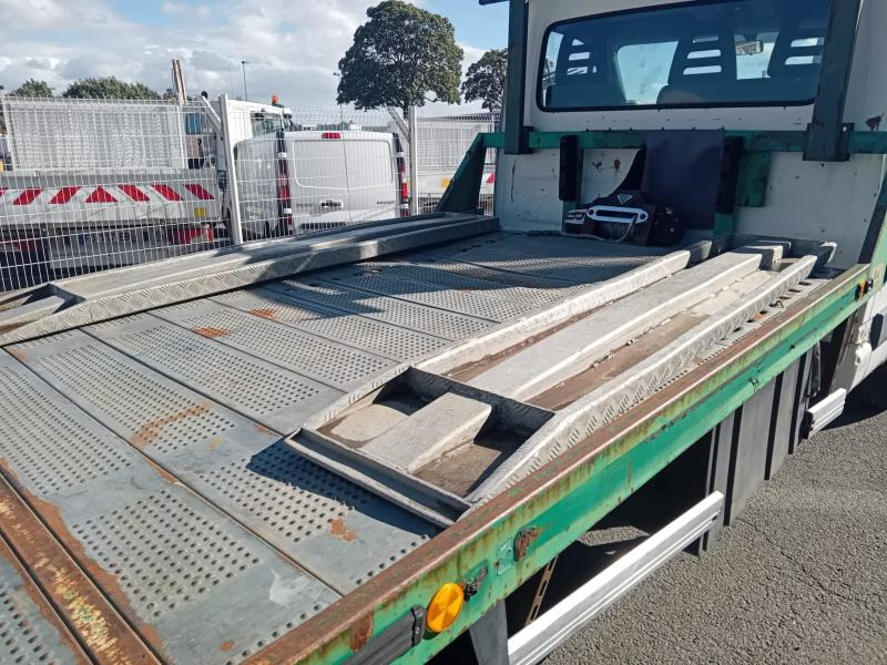 Iveco 35C14HPI - משאית גרירה: תמונה 5 Iveco 35C14HPI - משאית גרירה: תמונה 5