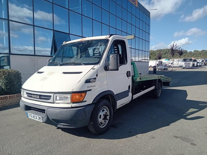 Iveco 35C14HPI - משאית גרירה: תמונה 1 Iveco 35C14HPI - משאית גרירה: תמונה 1