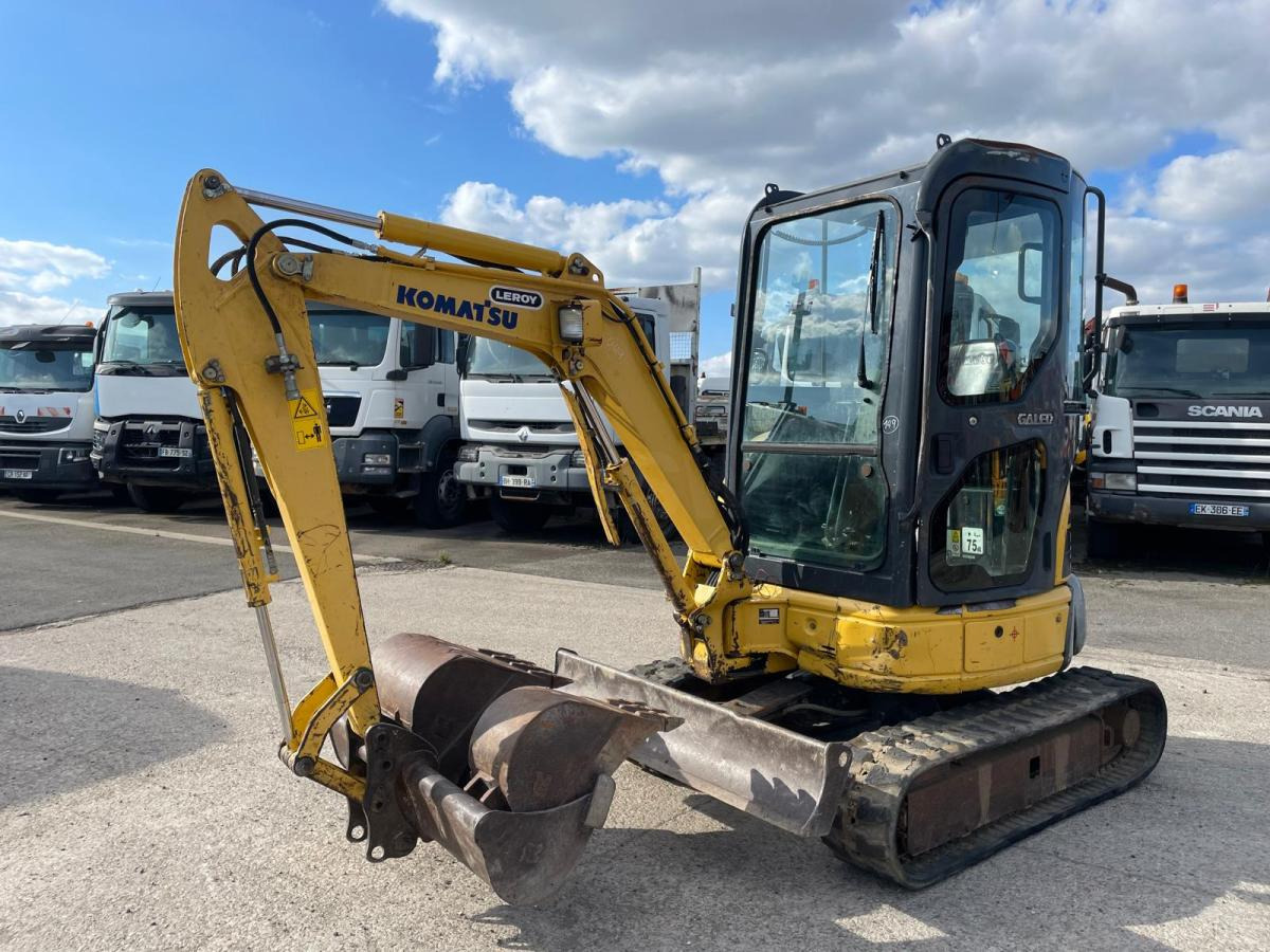 Komatsu PC20R-8 - מיני מחפר: תמונה 2 Komatsu PC20R-8 - מיני מחפר: תמונה 2